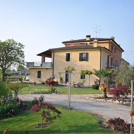 Agriturismo Corte Albarel Кастелнуово дел Гарда Екстериор снимка